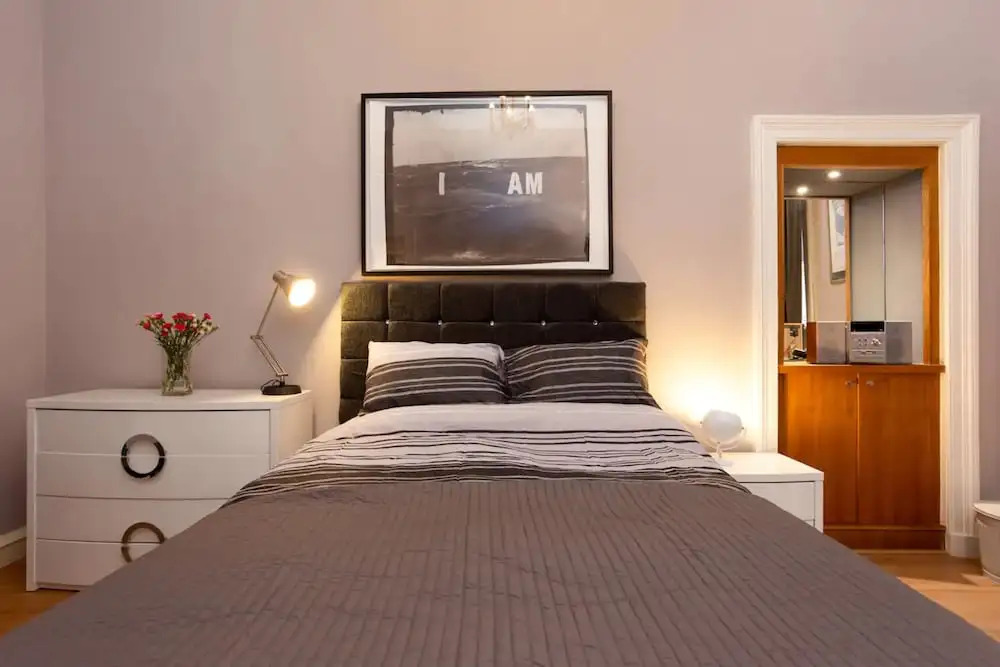 Stylish 2 Bedroom Apartment By Edinburgh Castle