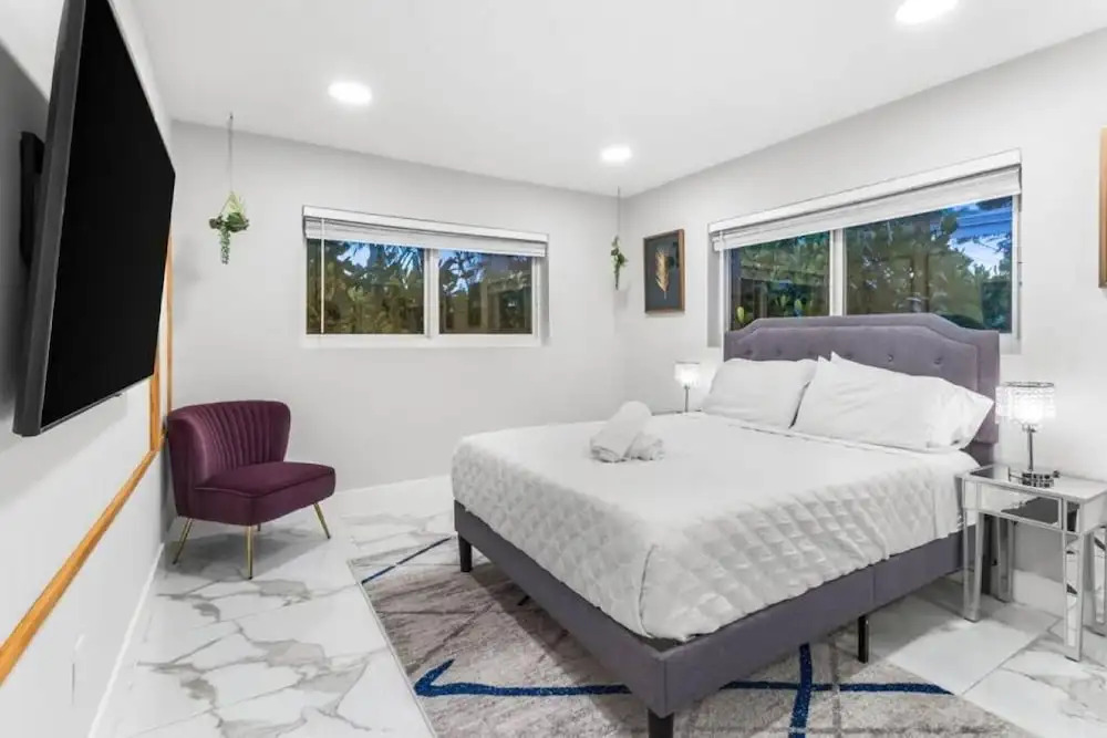 Villa Luxe - Modern by Glam Homes