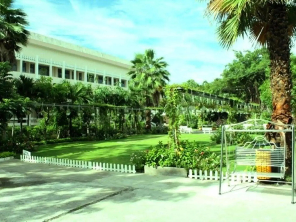 Cuu Long Hotel
