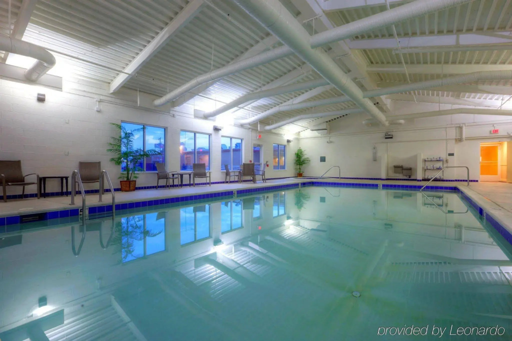 Country Inn & Suites by Radisson, Fredericksburg South (I-95), VA