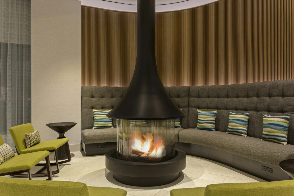 Hilton Garden Inn Boston Brookline, Ma