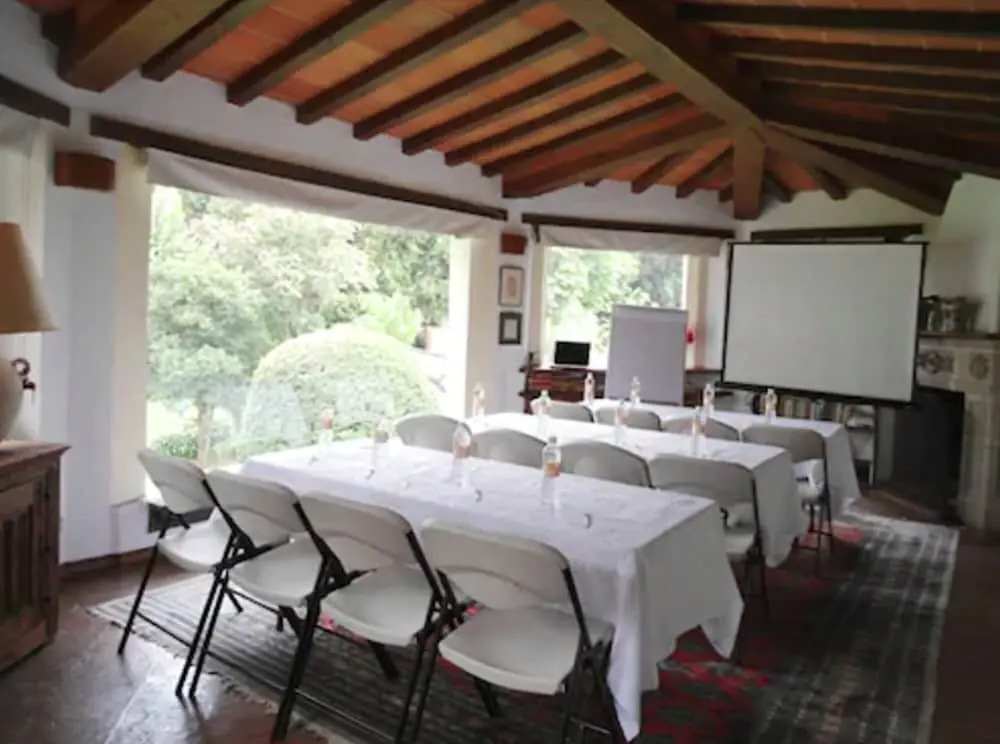 Casa Bugambilia, Un Pequeño Hotel en Tepoztlán