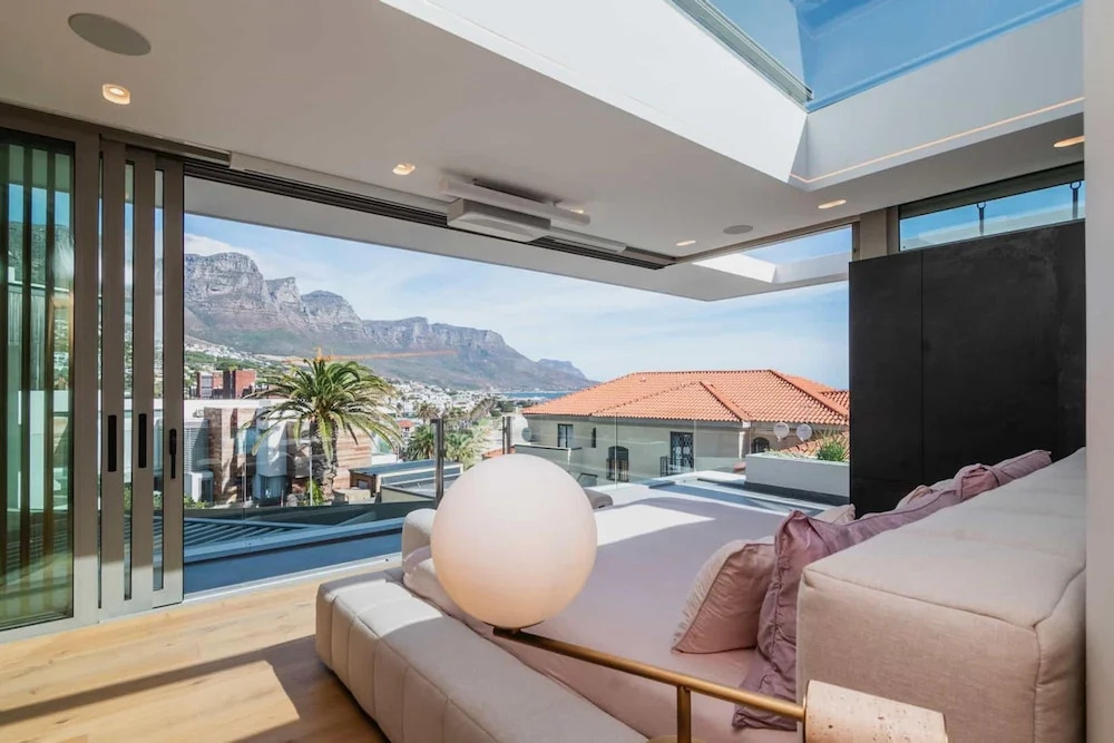 Grand Camps Bay 5bed w Views Pool Gym Villa Serena