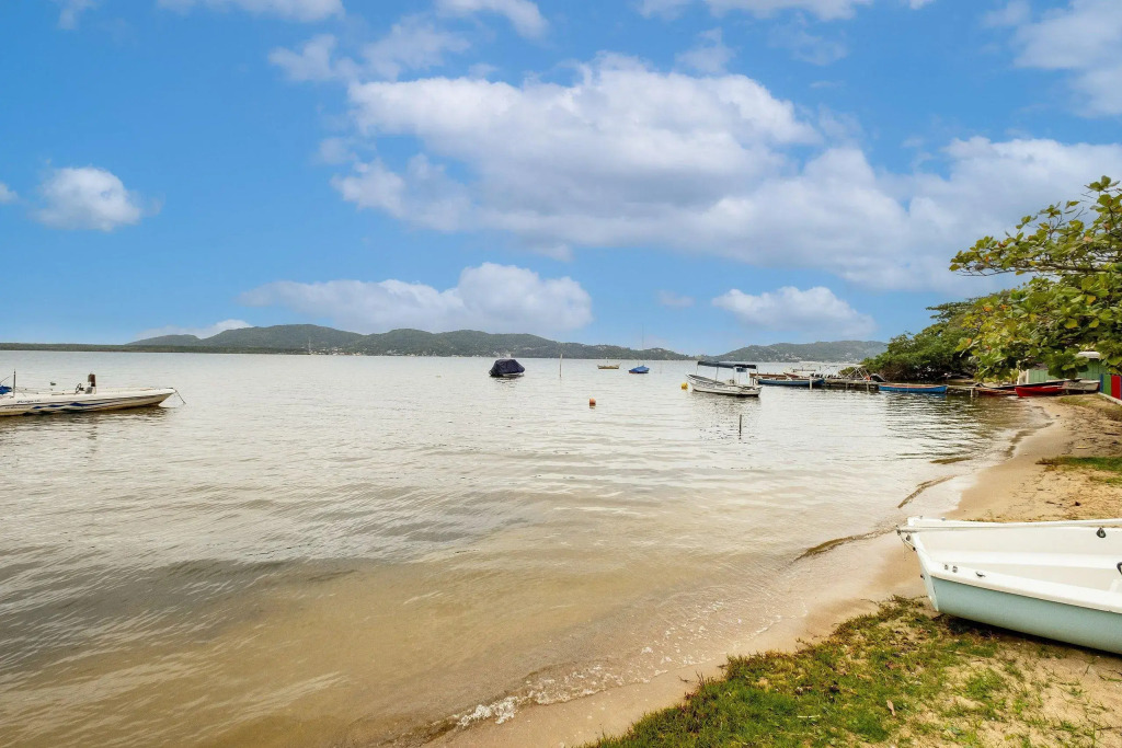 Charmoso studio beira Lagoa da Conceição JHG1733