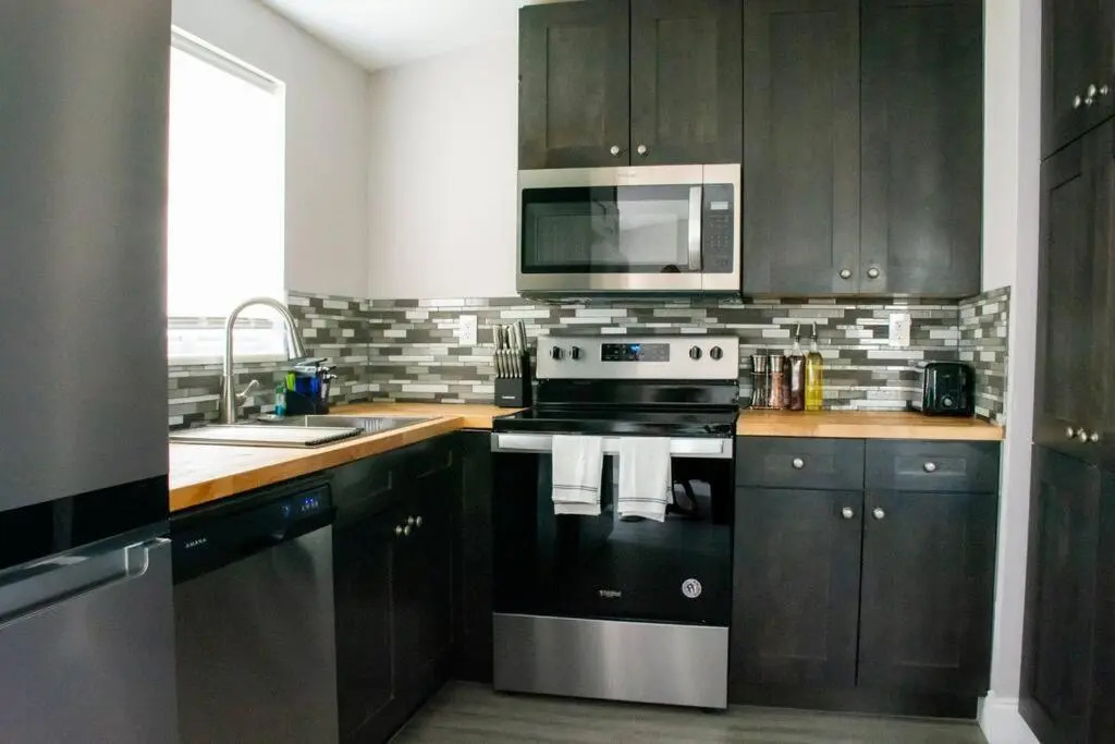 Palm Bay Coastal Chef House 3B 2Bth 10min to Beach
