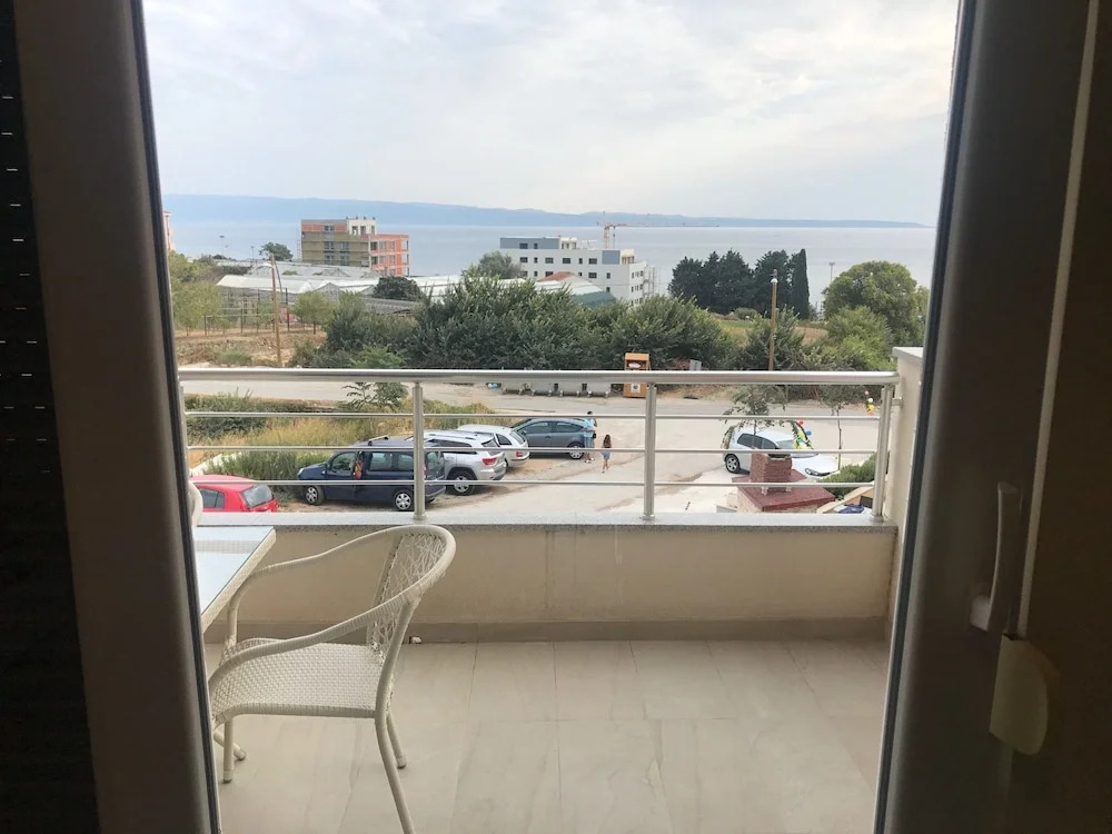 4me Apartments