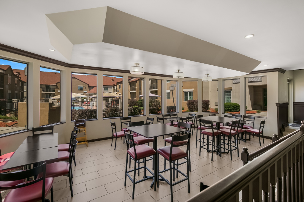 Red Roof Inn PLUS+ & Suites Knoxville West - Cedar Bluff