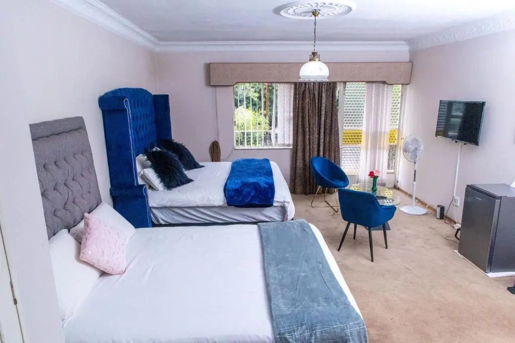 CHIC Guest House & Solar system accommodations