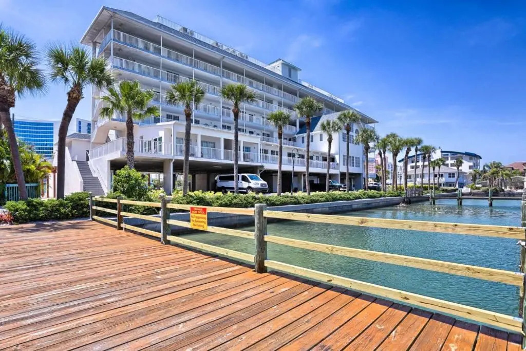 406 Dockside