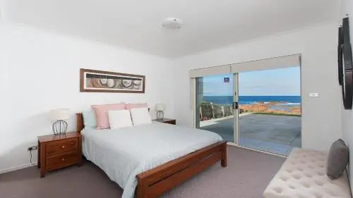 Hear the waves at Anna Bay!