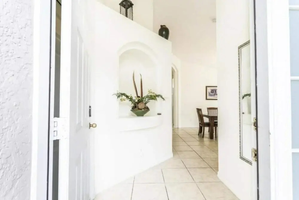 133 Beautiful home with lake view