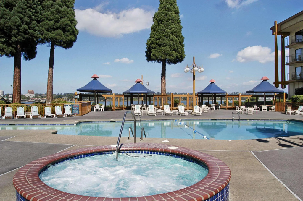 Holiday Inn Portland - Columbia Riverfront by IHG
