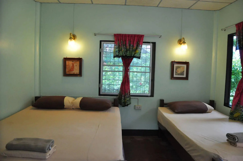 Coral Resort & Bungalows
