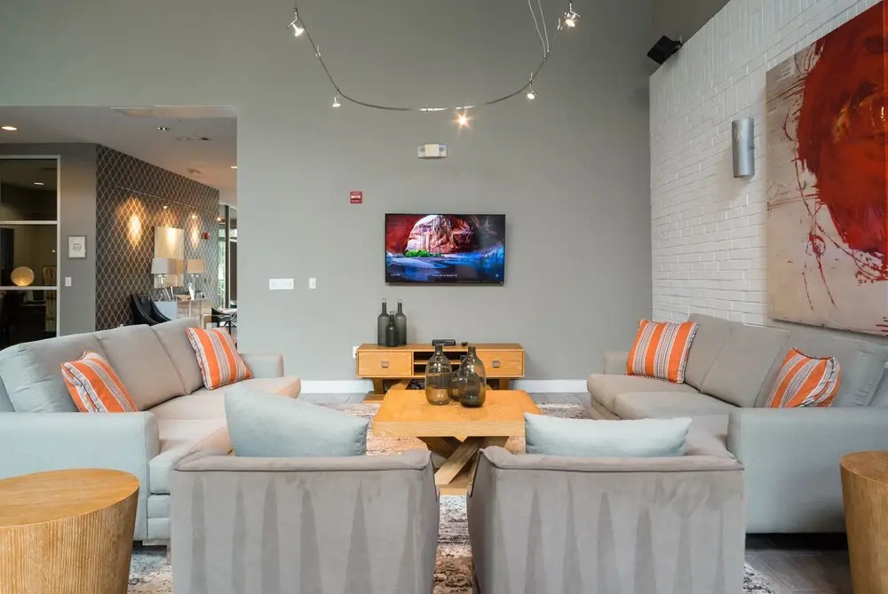 Deluxe Galleria Suites by Sonder