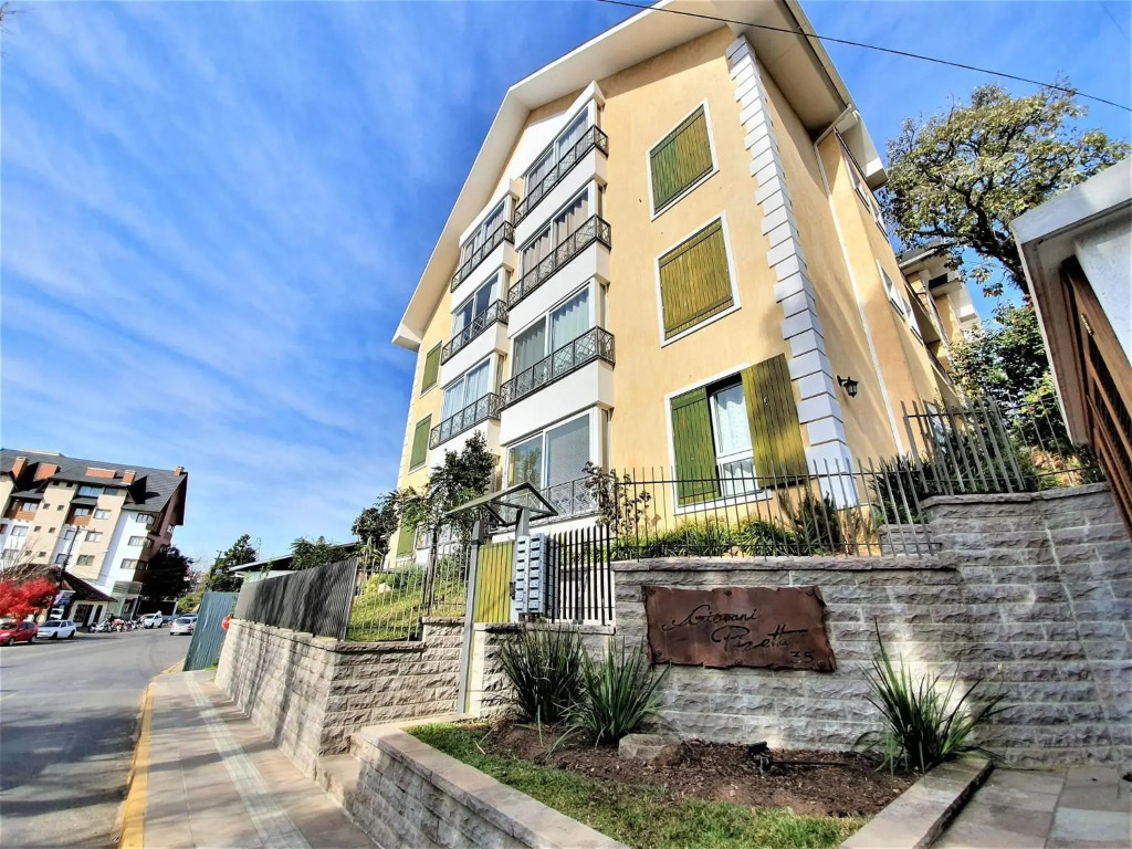 Apto De Luxo A 250Mts Rua Coberta, 2 Suites, Mobiliado E Equipado (205)