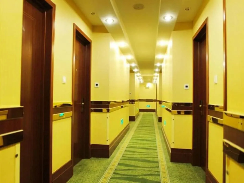 GreenTree Inn  Zhenjiang Dashikou Express Hotel