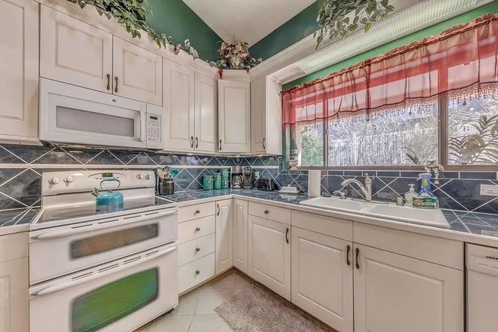 Charming Home w/ Patios, Near Ruidoso Downs Casino
