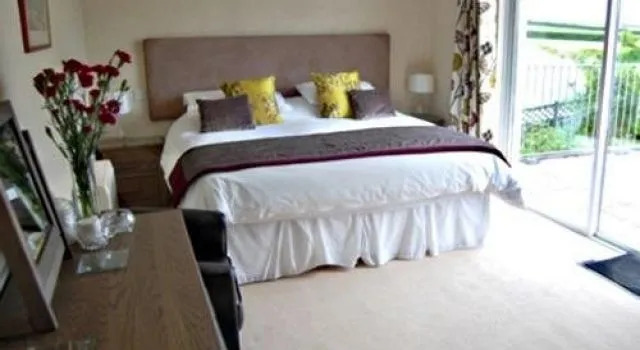 Tregaddra Farmhouse B&B