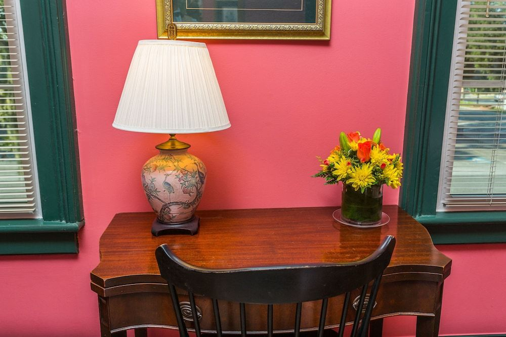 Spencer House Inn