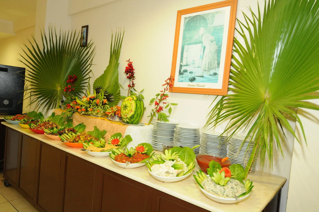Ares City Hotel