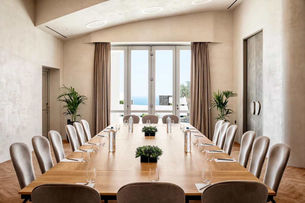 Santo Pure Oia Suites & Villas