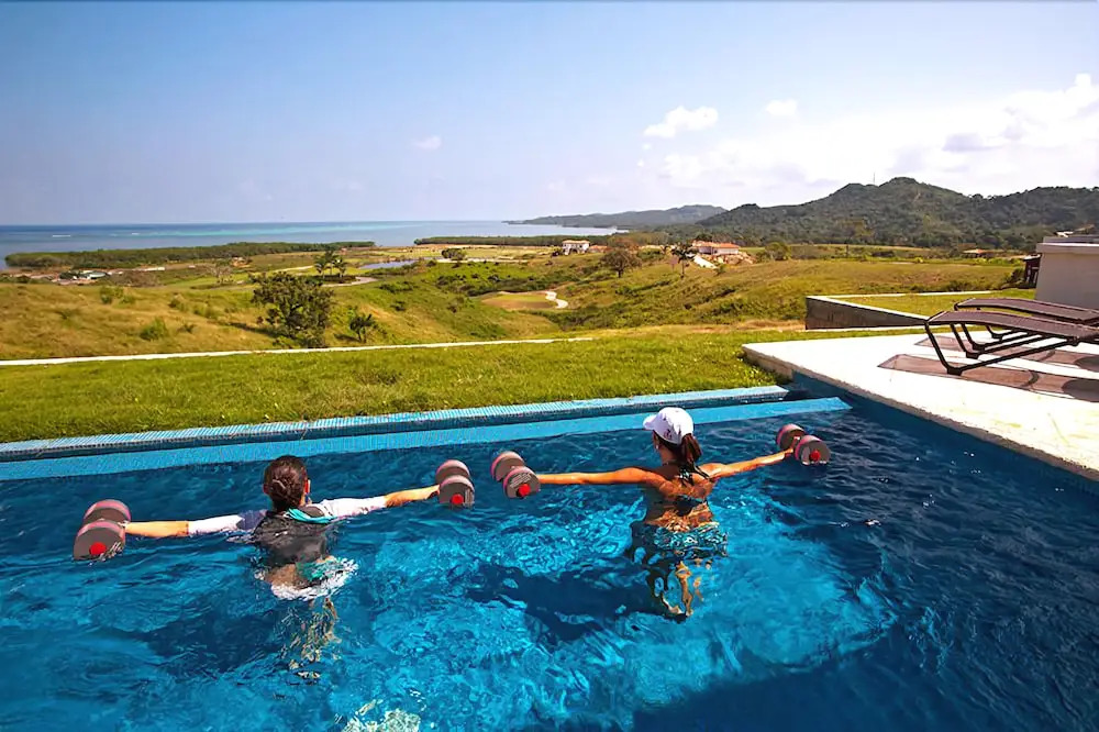 Villas in Pristine Bay