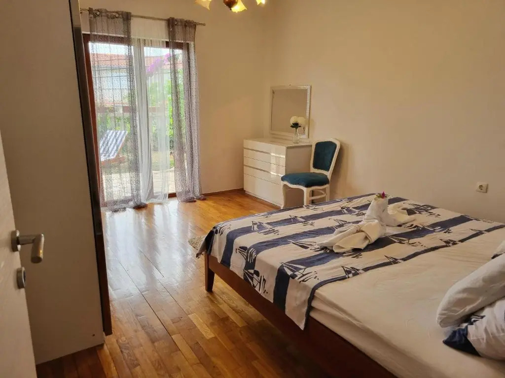 Vacation house Delić