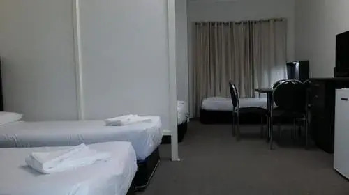 Town and Country Motel
