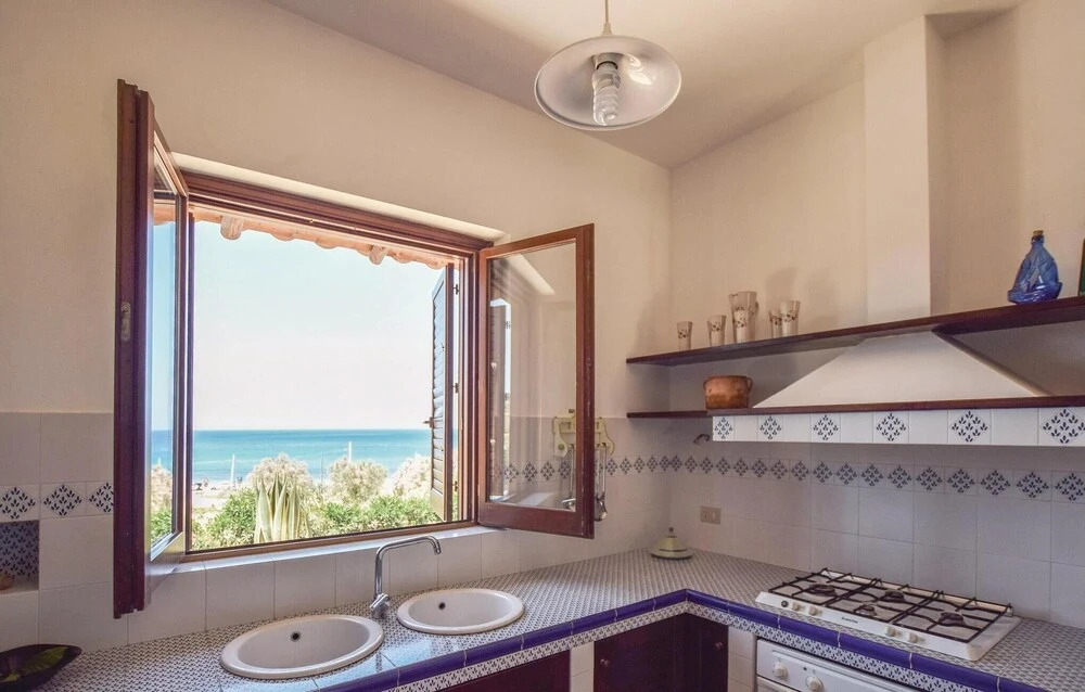 Beautiful Home in Custonaci With 4 Bedrooms, Wifi and Outdoor Swimming Pool