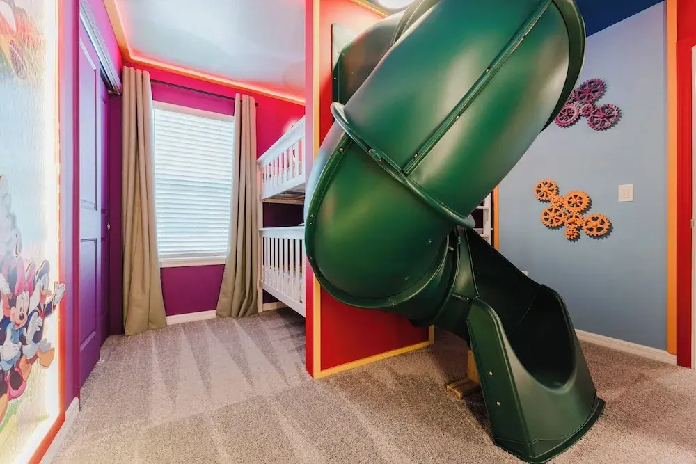 Stunning 8BR Pool Gameroom Minutes to Disney