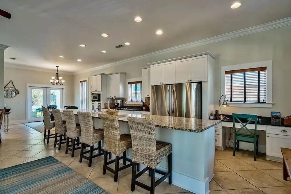 Peaceful Pelican 6 Bedroom Holiday Home by Five Star Properties