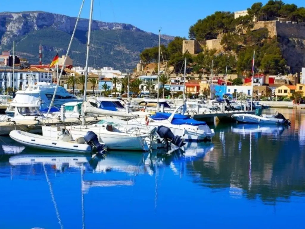 Denia Deluxe Beach & City