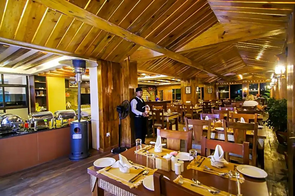 Kuti Resort & Spa