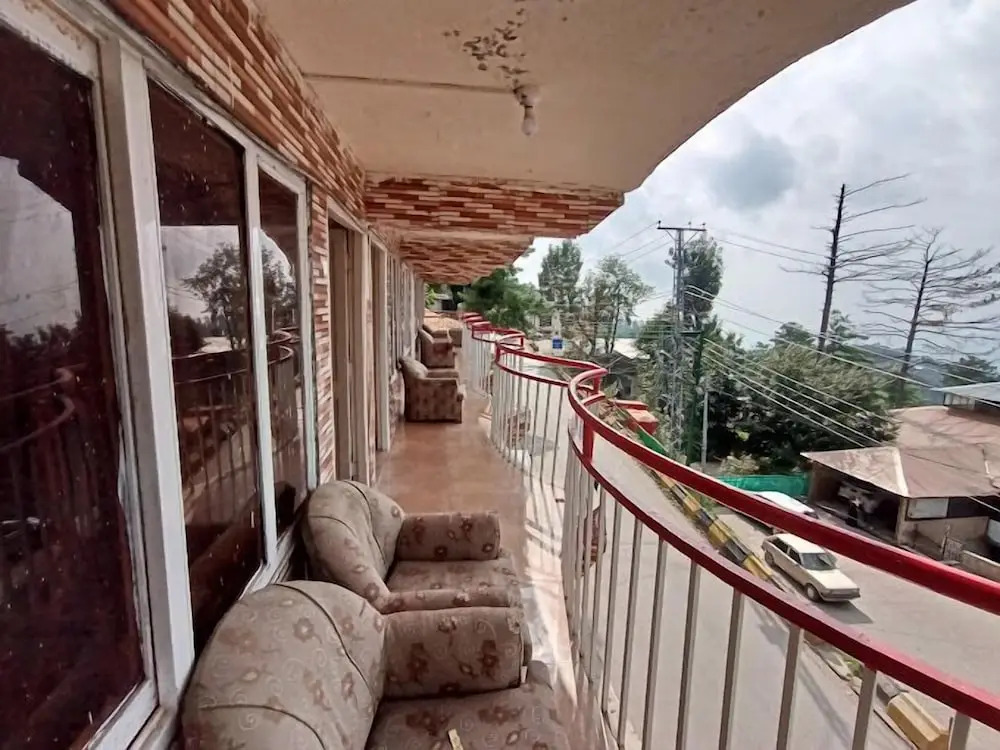 Jamal Lodge