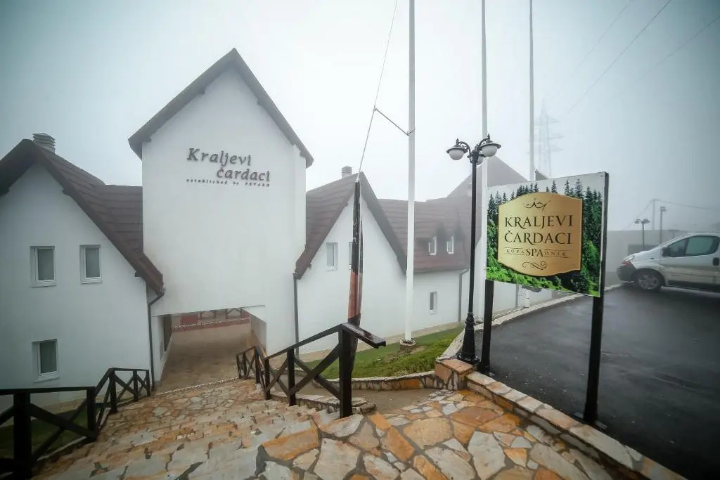 Apartment Čar 13