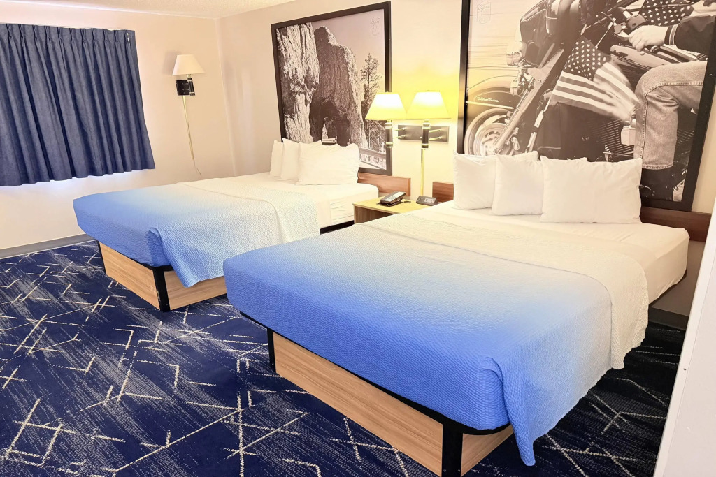 Super 8 by Wyndham Hot Springs
