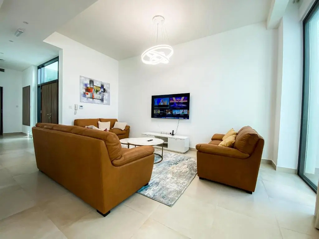 RH- 4BR spacious Private Pool Villa near Beach, Resort in RAK
