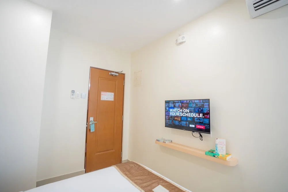Sundaze Hotel