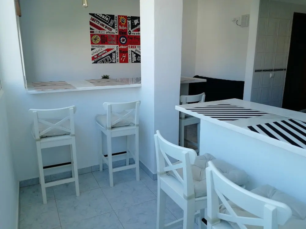 Ocean's 7 - Lagos Guest House