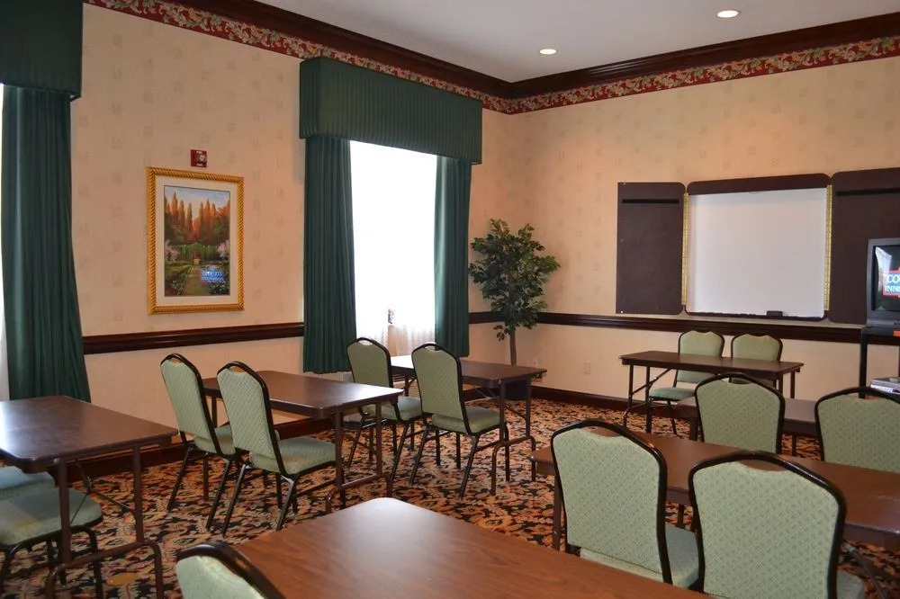 Country Inn & Suites By Carlson, Cartersville
