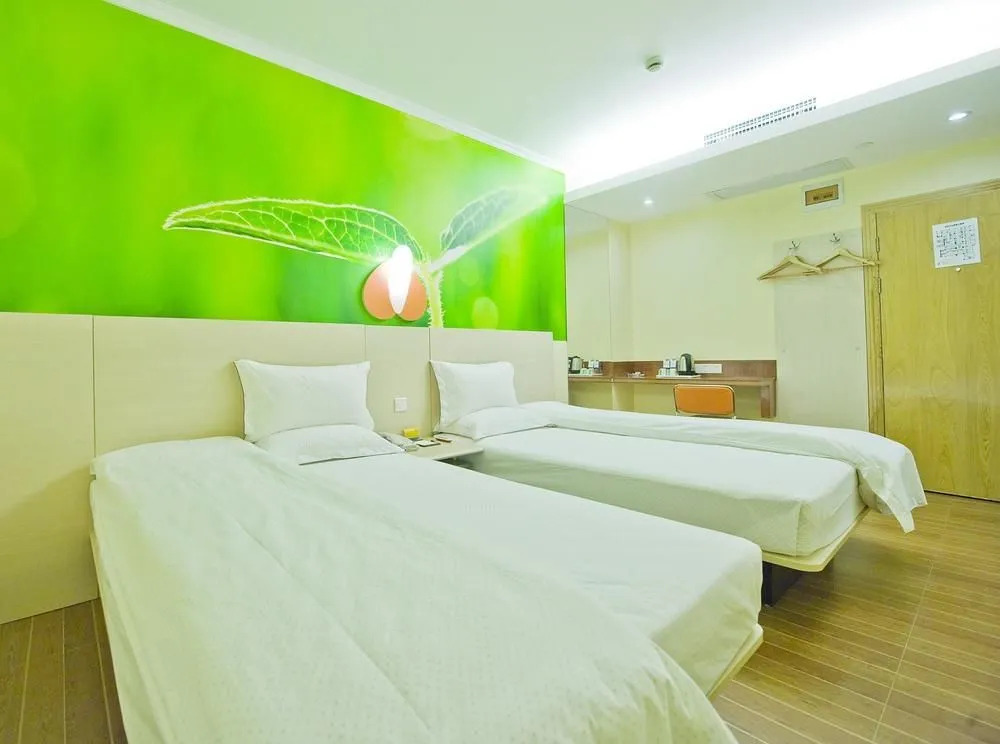 ZhuXing Hotel