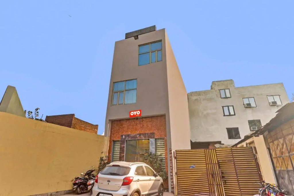 OYO Flagship 70284 Prince Home Stay