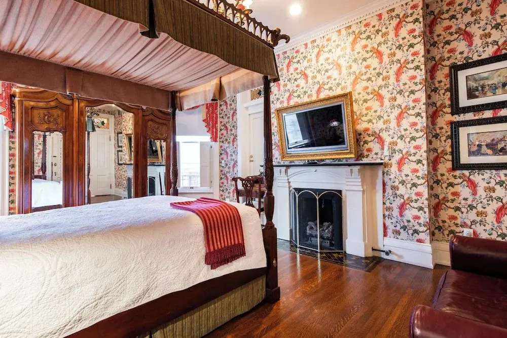 Central Park Bed & Breakfast
