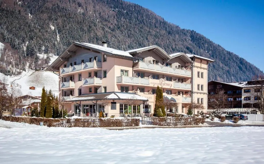Hotel & Appartements Alpenresidenz Viktoria inklusive Sommer Stubai Super Card
