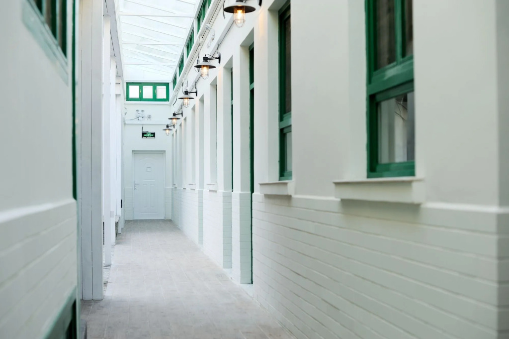 Peking Station Hostel