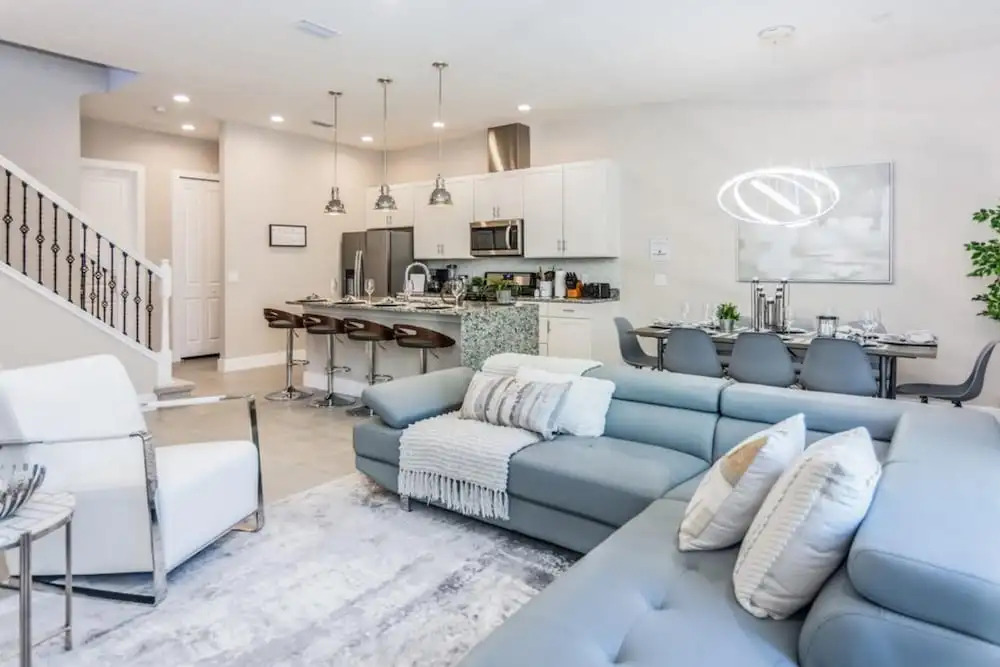 Amazing Townhome with Summer Kitchen SU2668