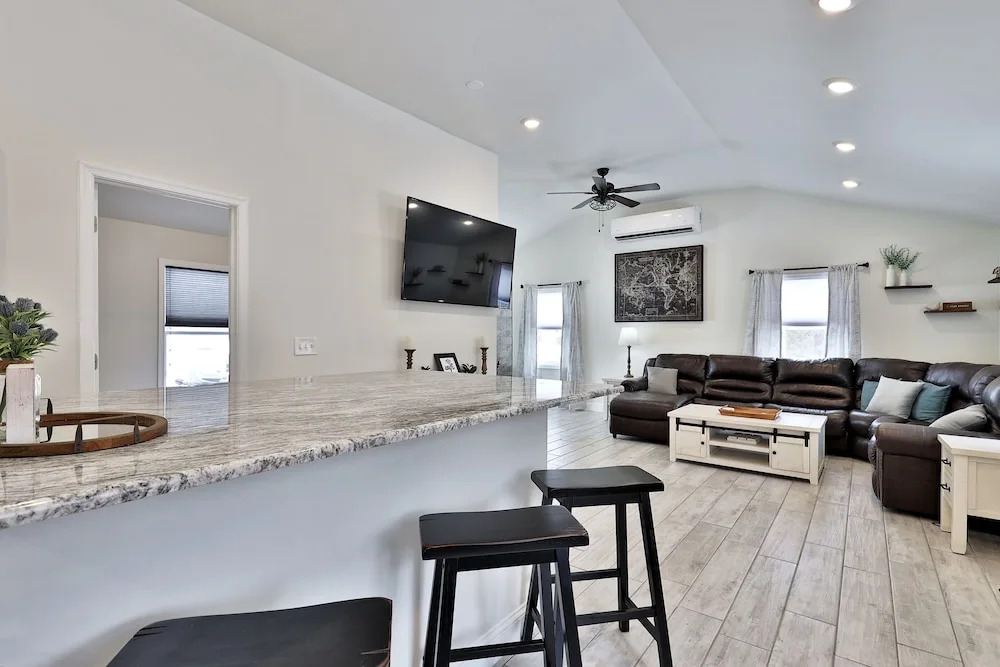Rutlands Hidden Gem- 2 BR 1BA Renovated Home Close to Everything home