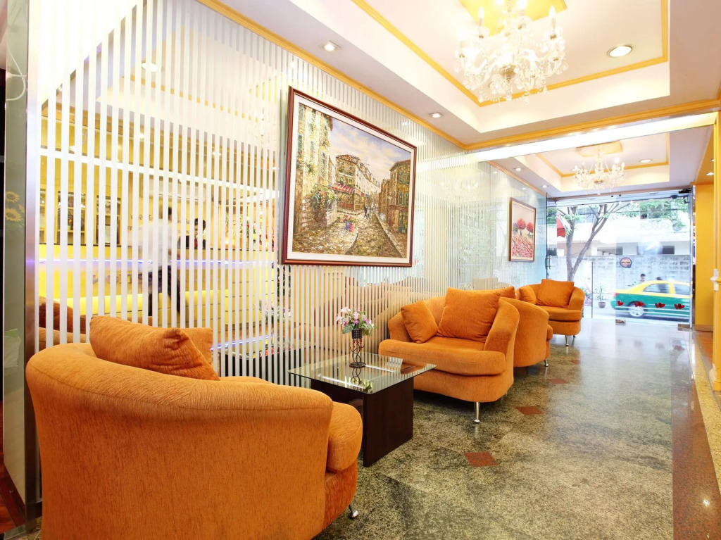 Wongcharearn Mansion