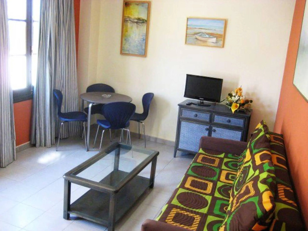 Apartamentos Larga 70