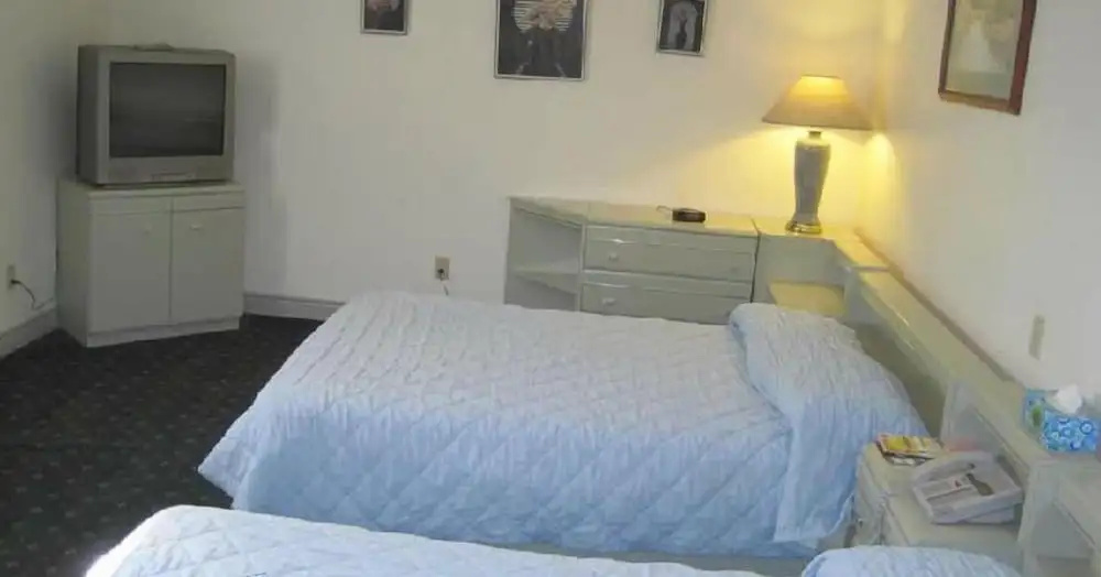 Rosecourt Motel